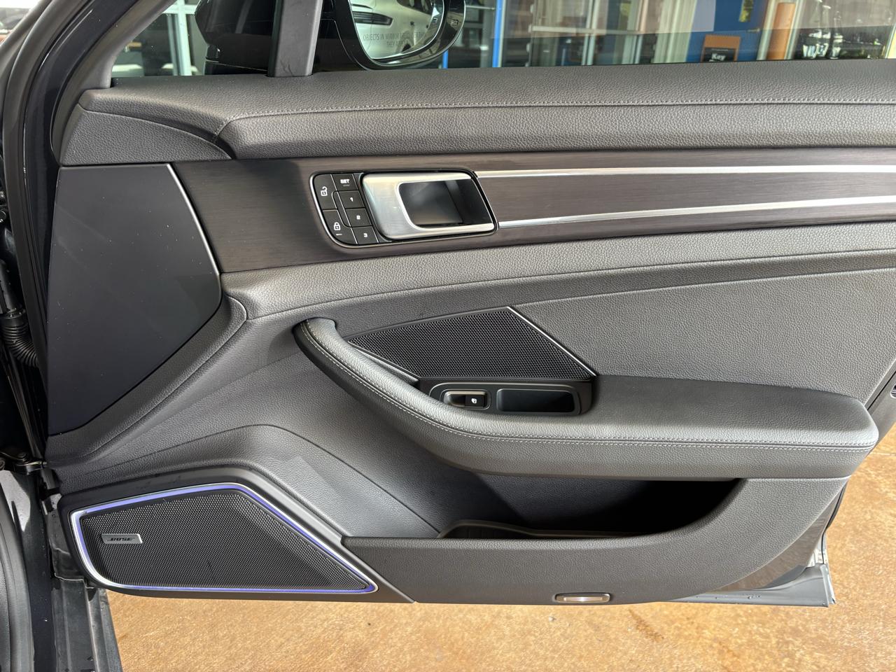 Porsche Panamera 4 Platinum Edition AWD 2023