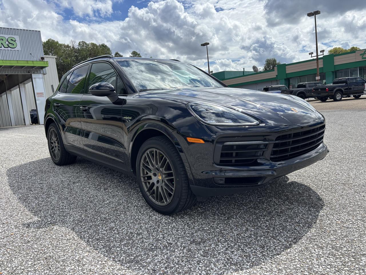 Porsche Cayenne E-Hybrid AWD 2021