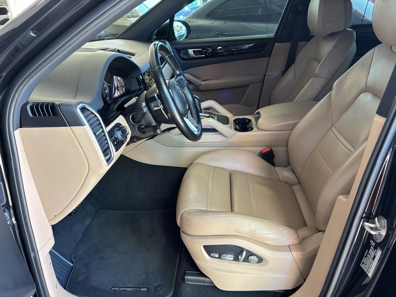 Porsche Cayenne photo 11