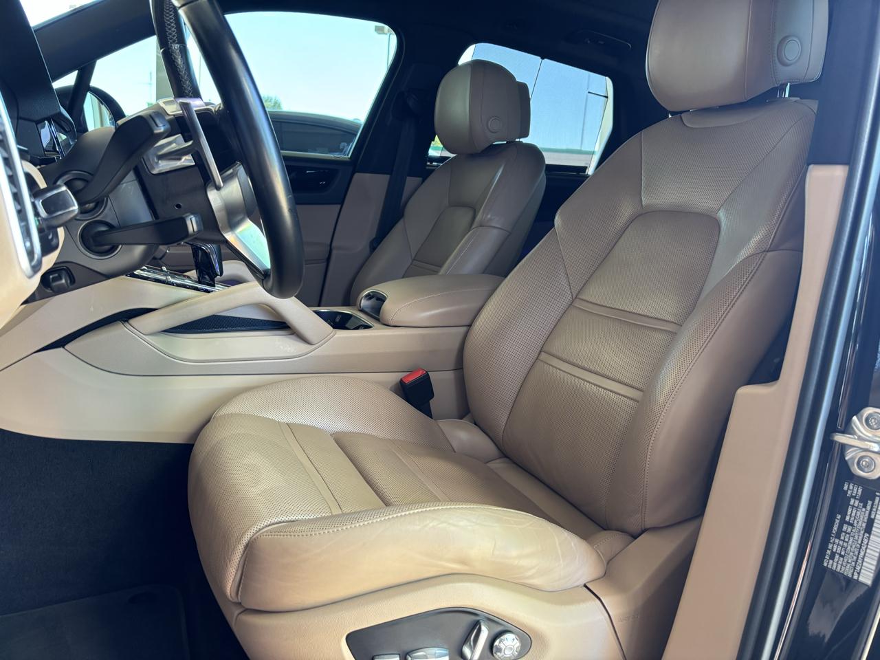 Porsche Cayenne photo 12