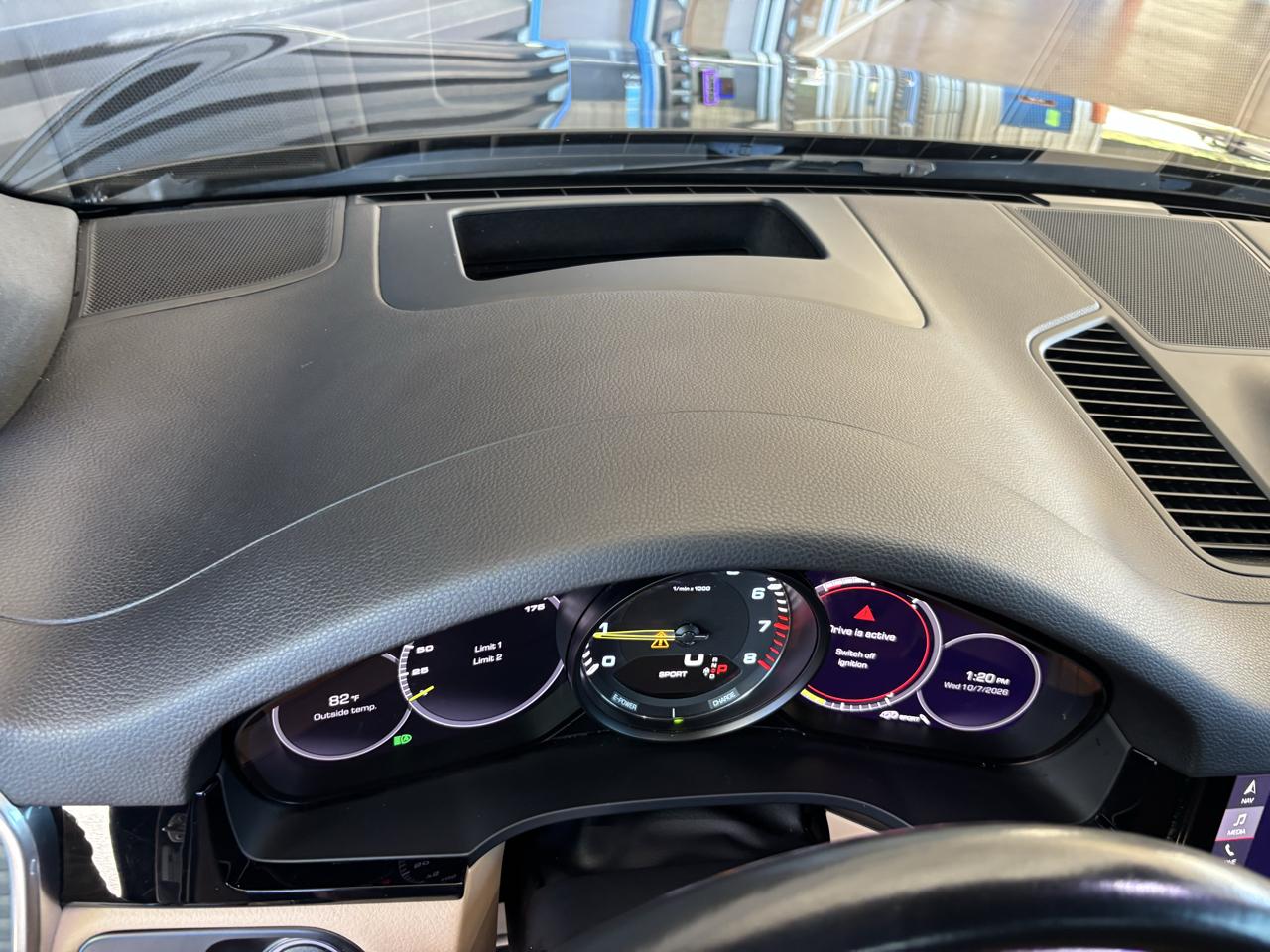Porsche Cayenne photo 21