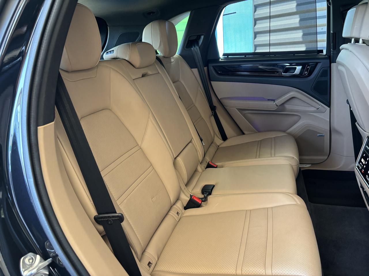 Porsche Cayenne photo 27