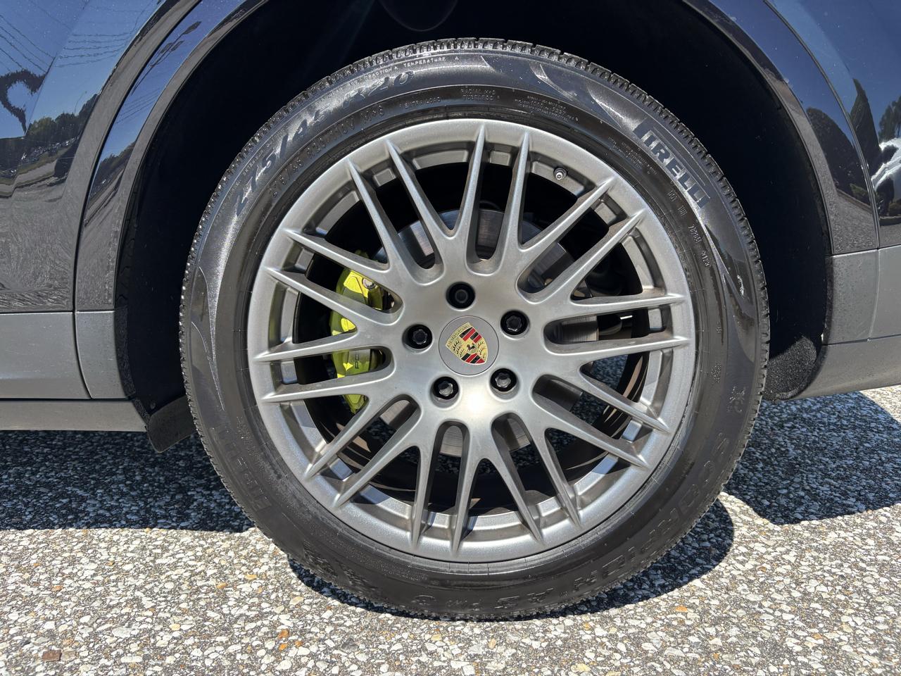 Porsche Cayenne photo 33