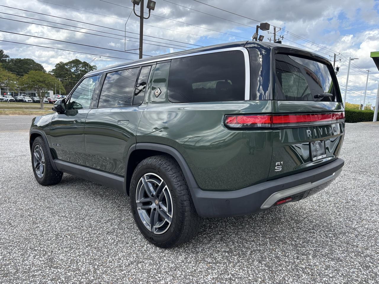 Rivian R1S Adventure Dual-Motor Max Pack 2025