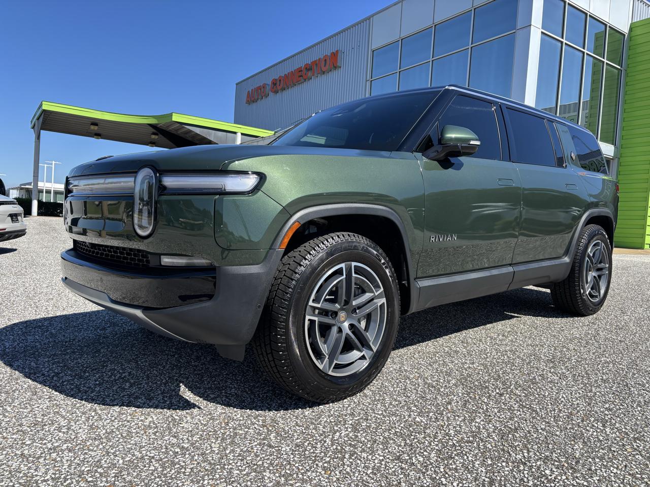 Rivian R1S Adventure Dual-Motor Standard Pack 2025