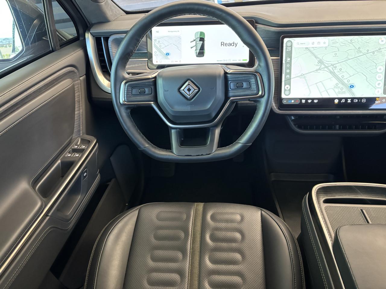 Rivian R1S Adventure Dual-Motor Standard Pack 2025
