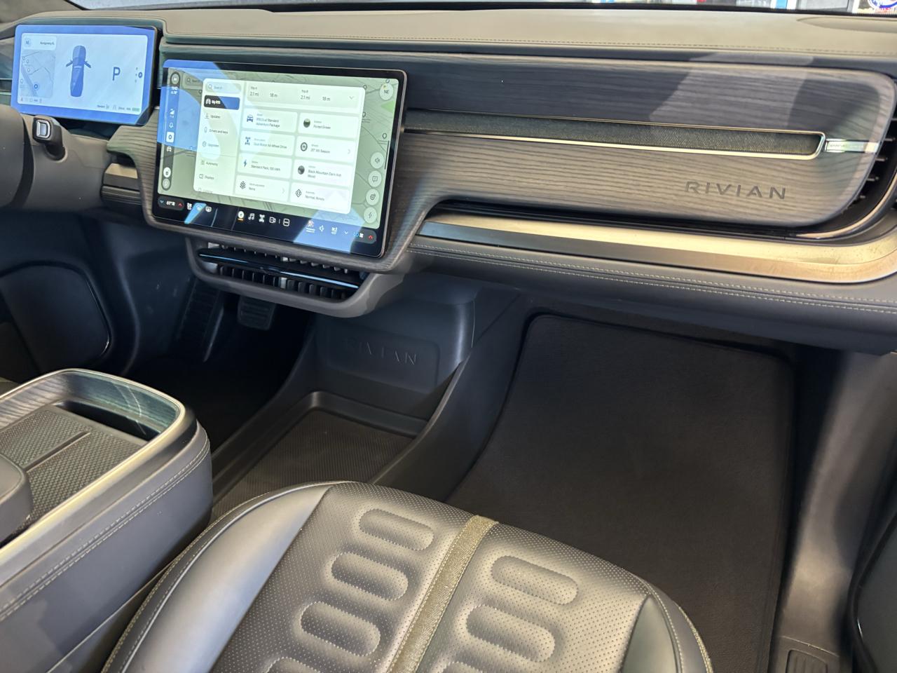 Rivian R1S Adventure Dual-Motor Standard Pack 2025