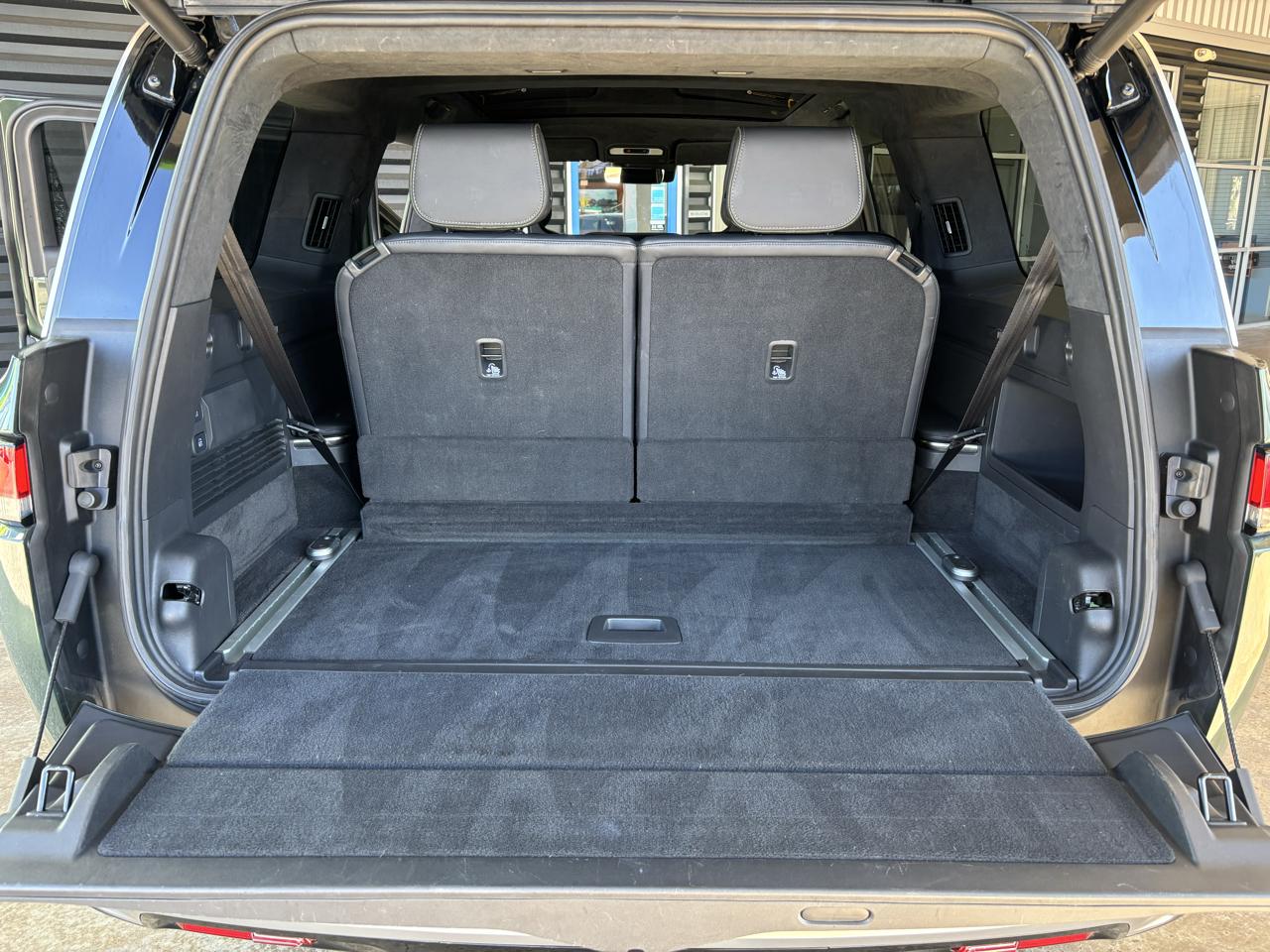 Rivian R1S Adventure Dual-Motor Standard Pack 2025