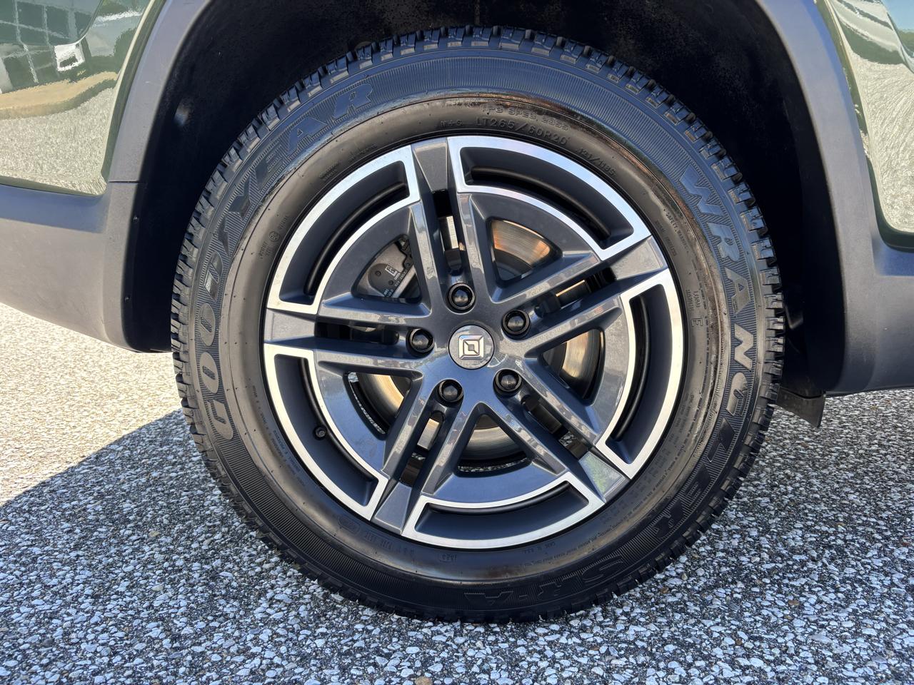 Rivian R1S Adventure Dual-Motor Standard Pack 2025