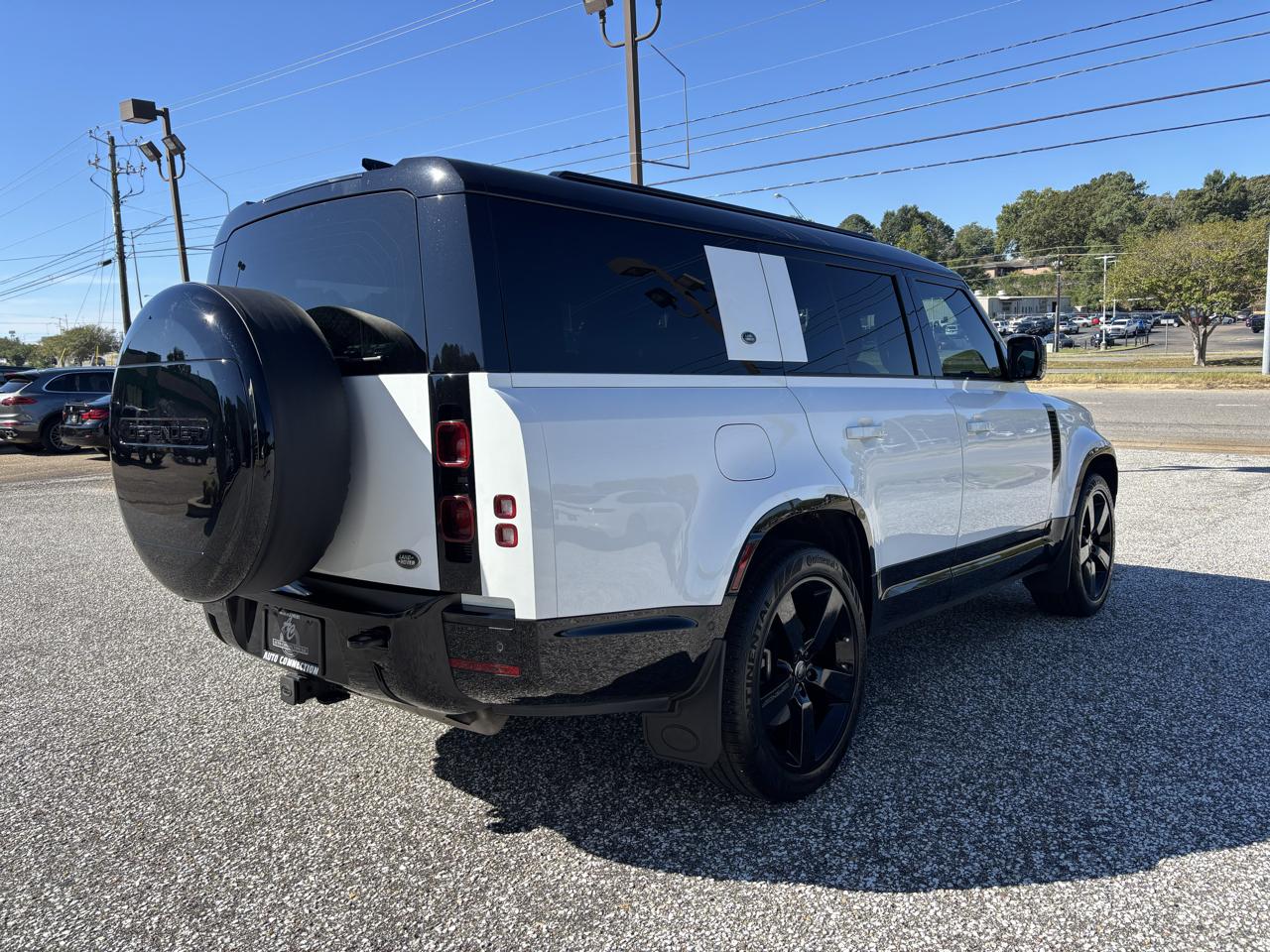 Land Rover Defender 130 X-Dynamic SE AWD 2023