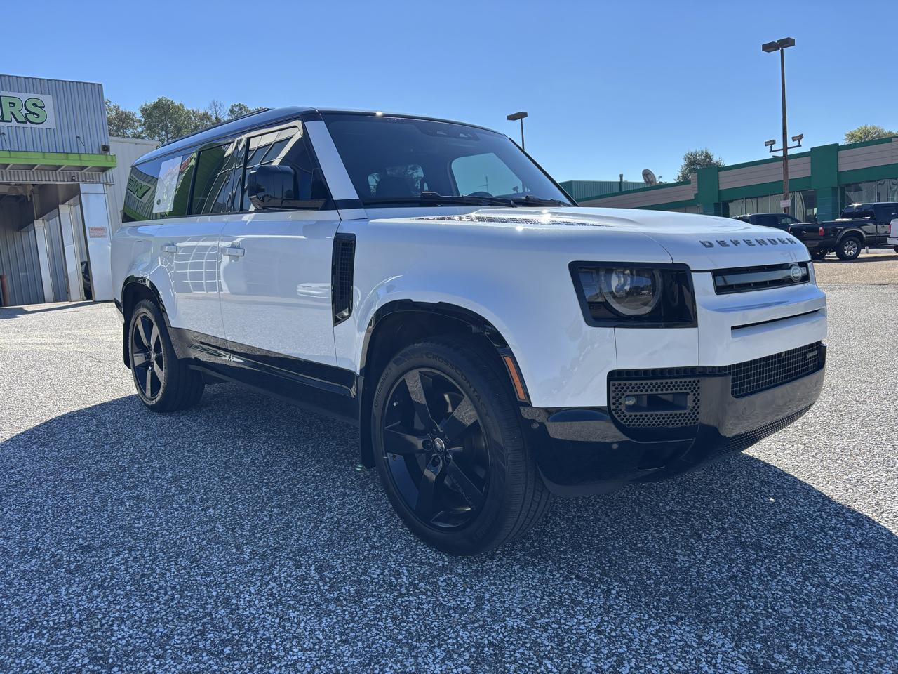 Land Rover Defender 130 X-Dynamic SE AWD 2023