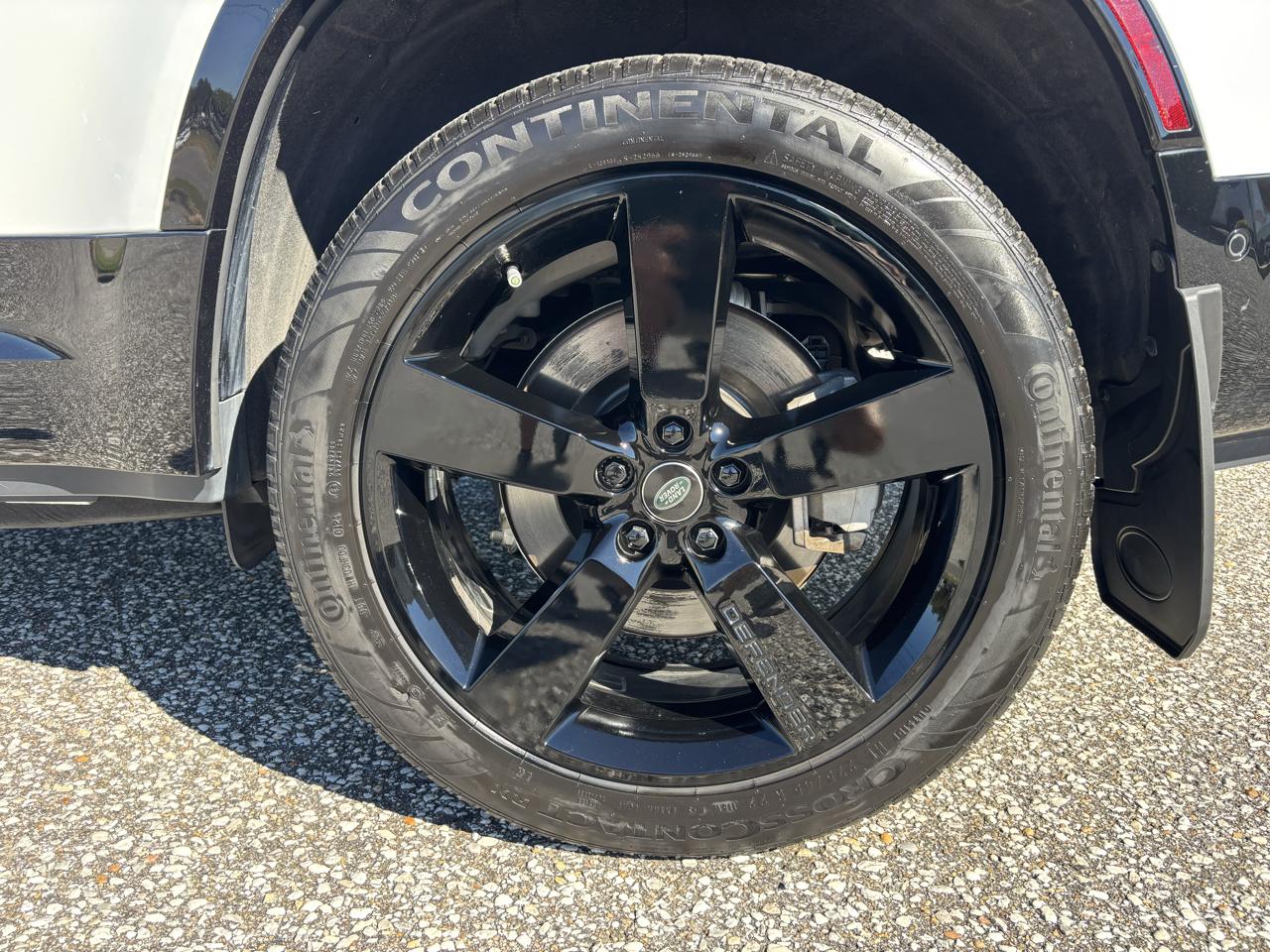 Land Rover Defender 130 X-Dynamic SE AWD 2023