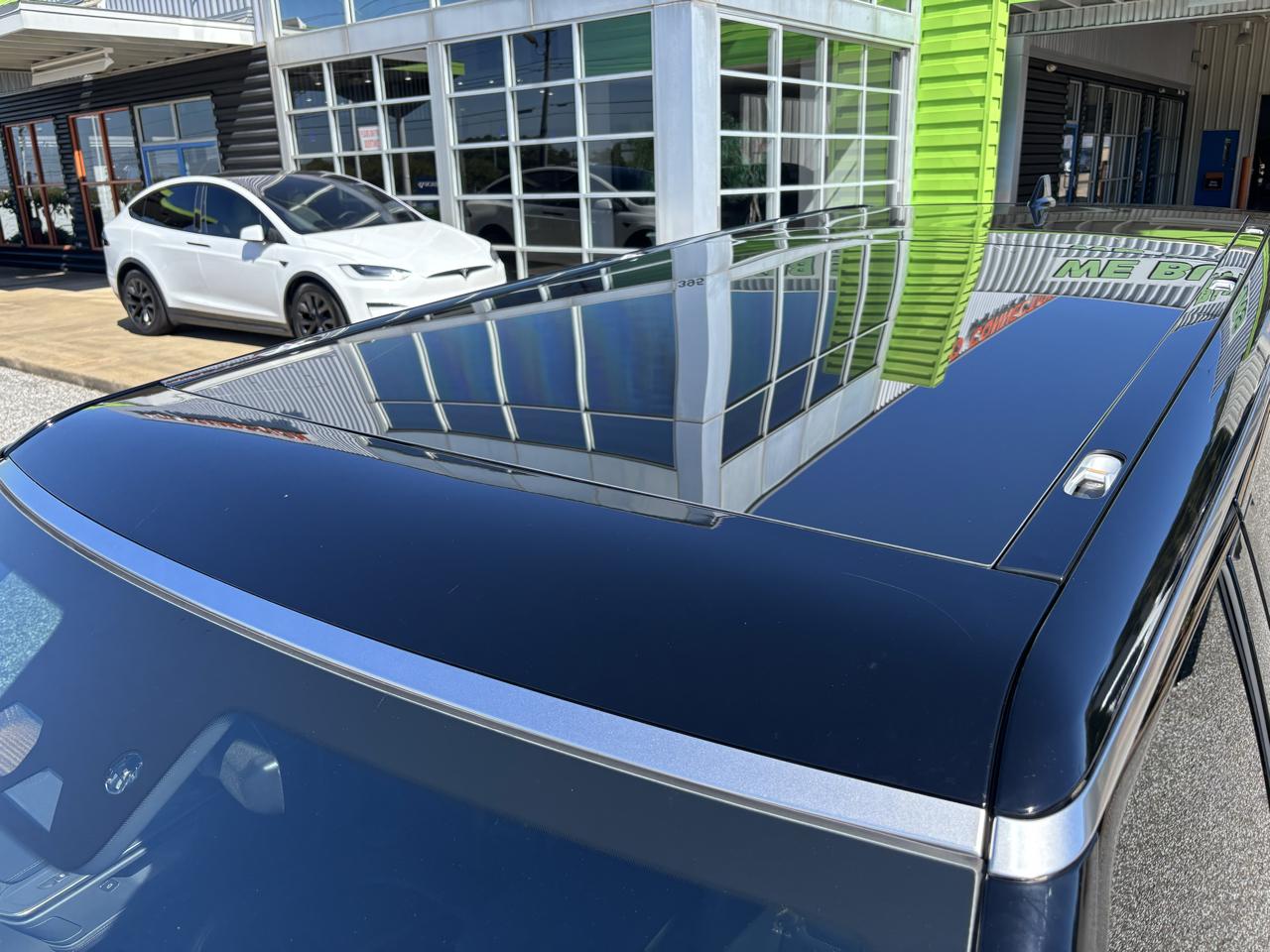 Rivian R1S Adventure Dual-Motor Standard Pack 2025