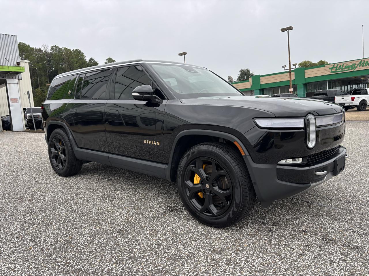Rivian R1S Adventure Quad-Motor Large Pack 2024
