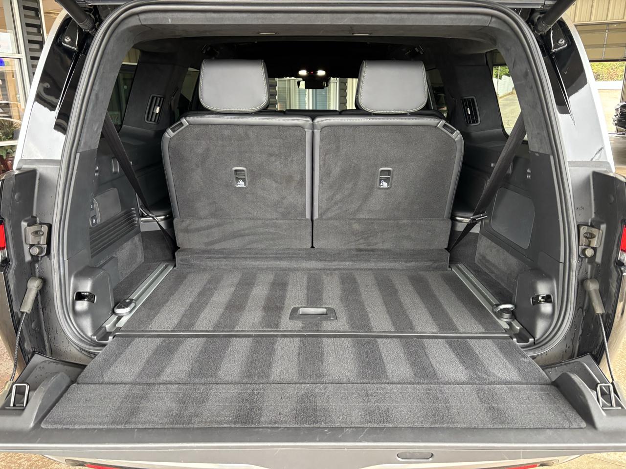 Rivian R1S Adventure Quad-Motor Large Pack 2024