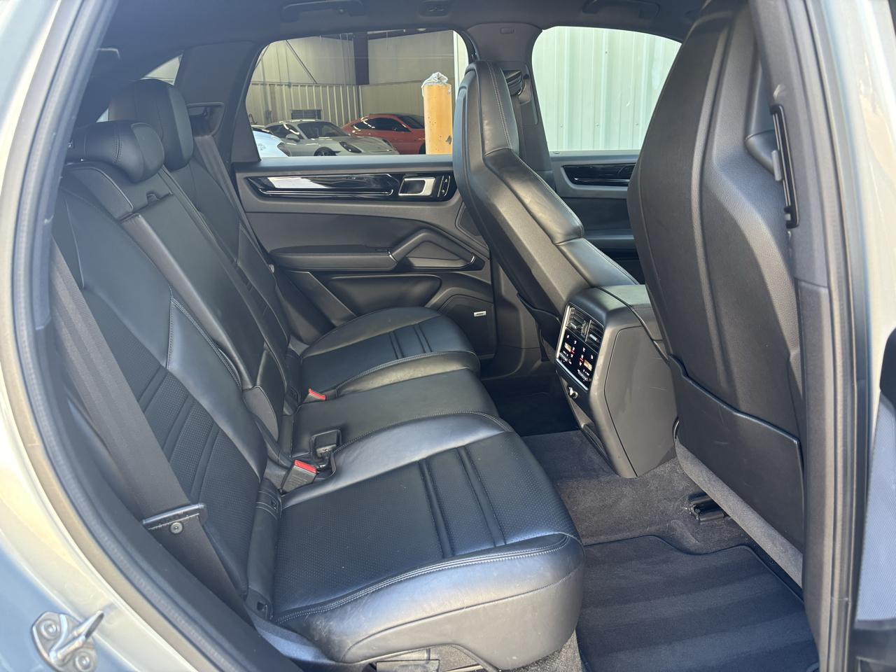 Porsche Cayenne S AWD 2021
