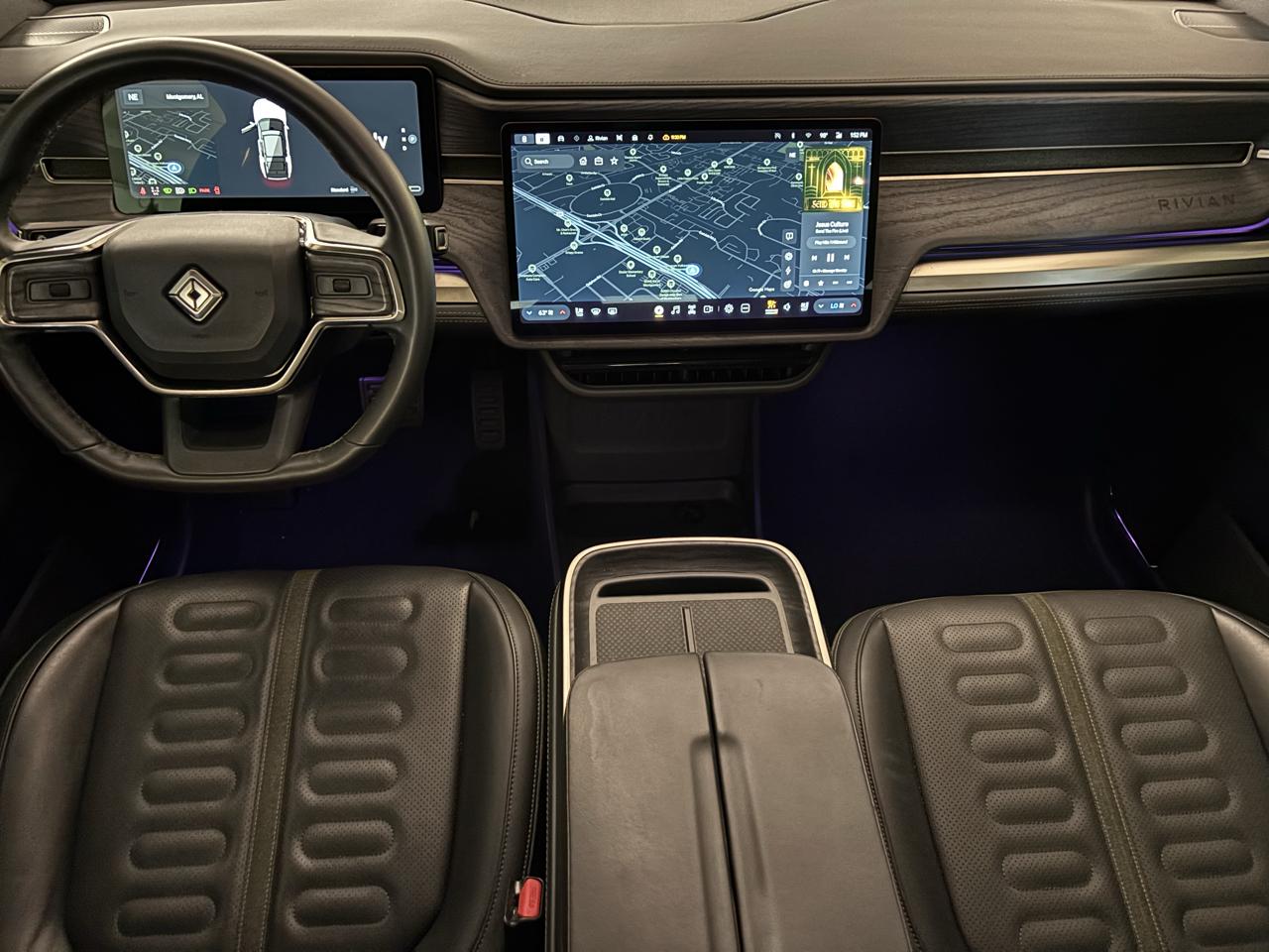 Rivian R1S Adventure Performance Dual-Motor Max Pack 2025