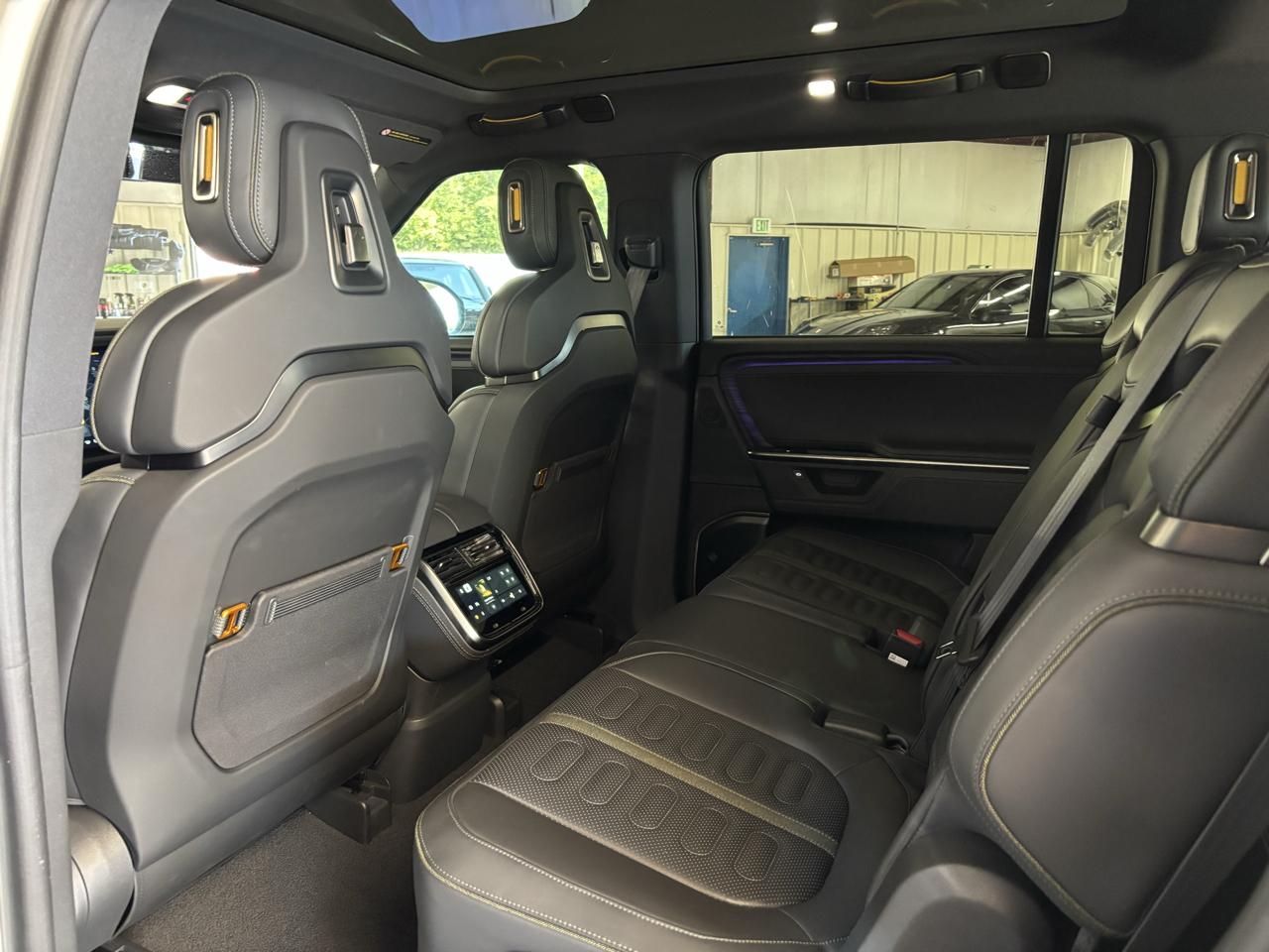 Rivian R1S Adventure Performance Dual-Motor Max Pack 2025