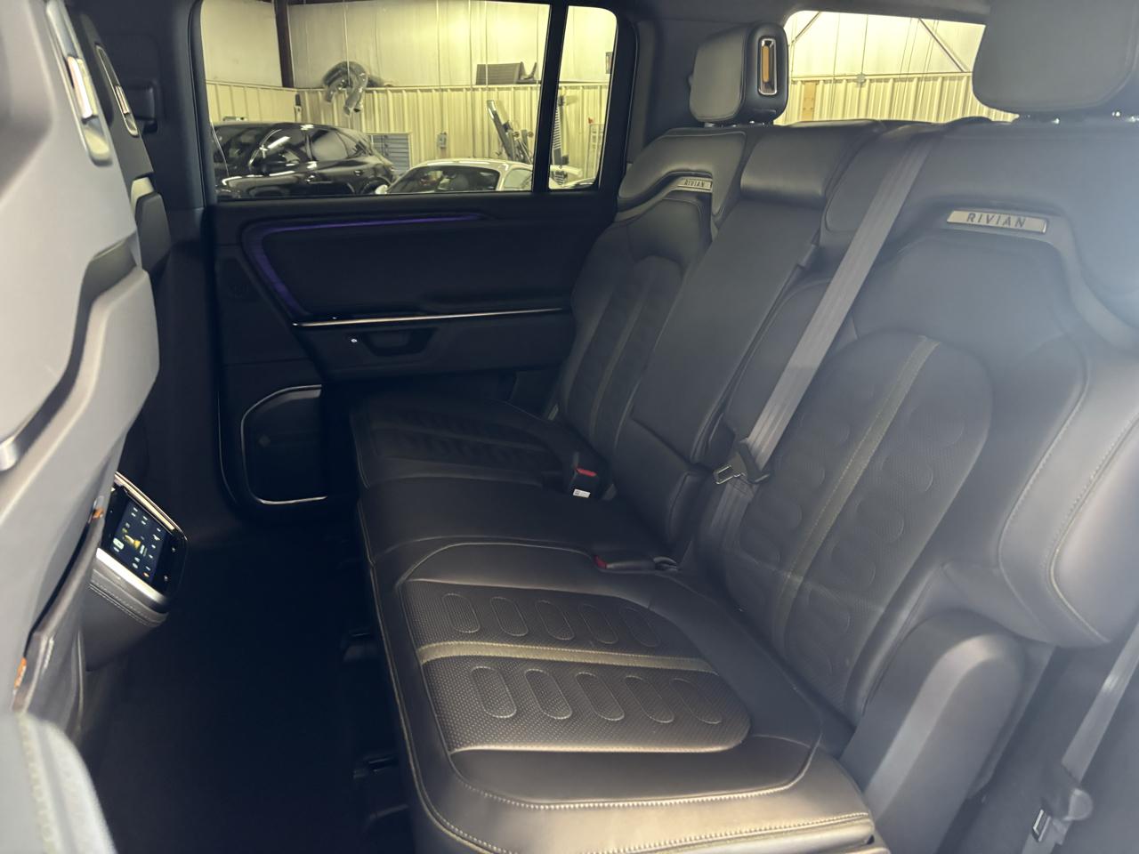Rivian R1S Adventure Performance Dual-Motor Max Pack 2025