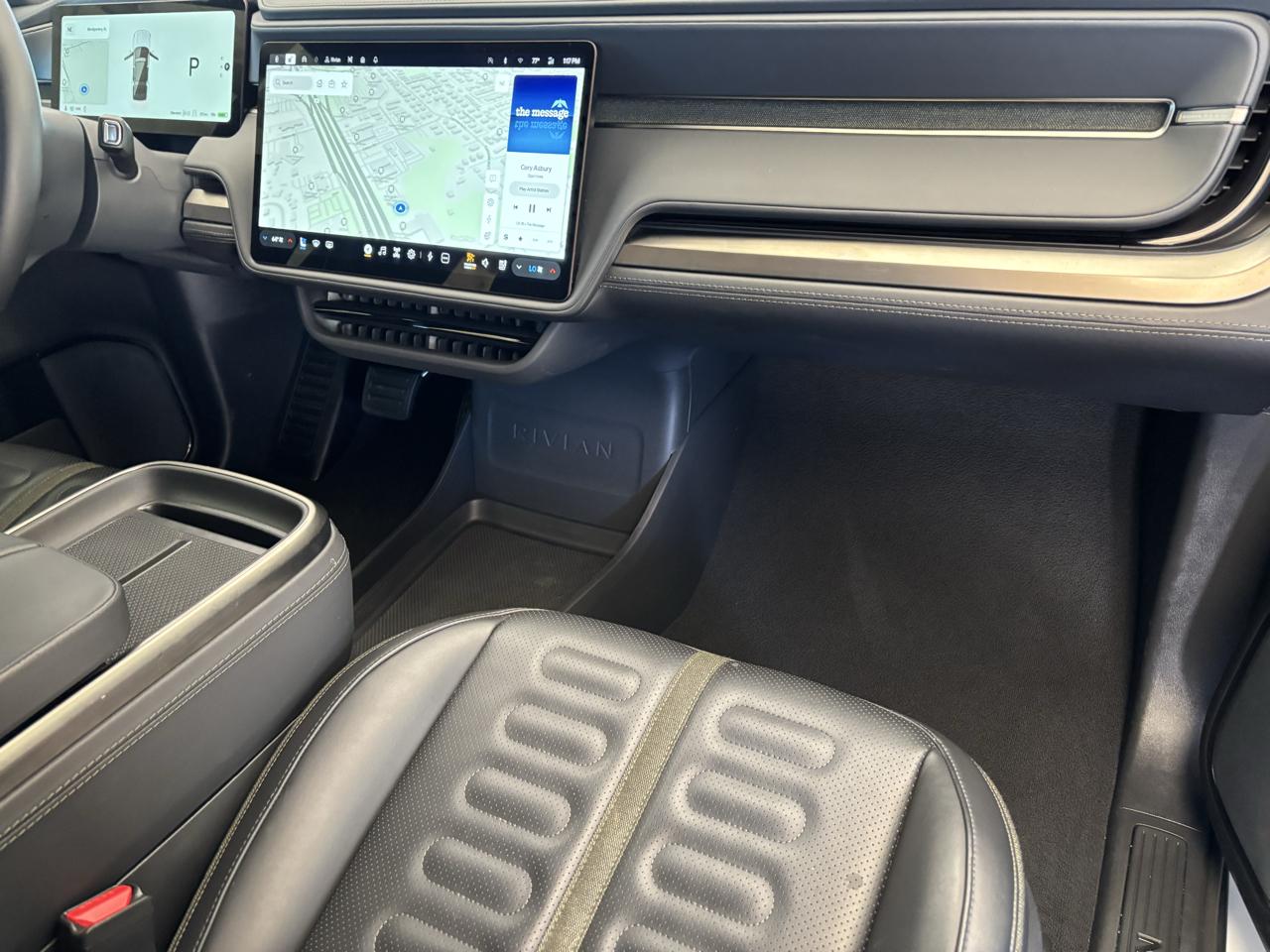 Rivian R1S Adventure Dual-Motor Standard Pack 2025