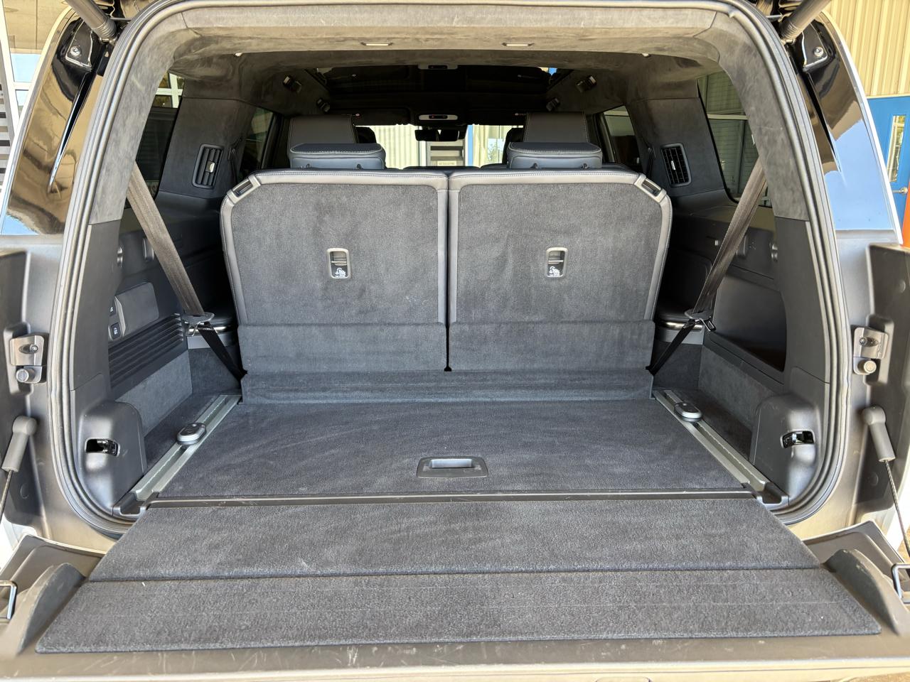 Rivian R1S Adventure Dual-Motor Standard Pack 2025