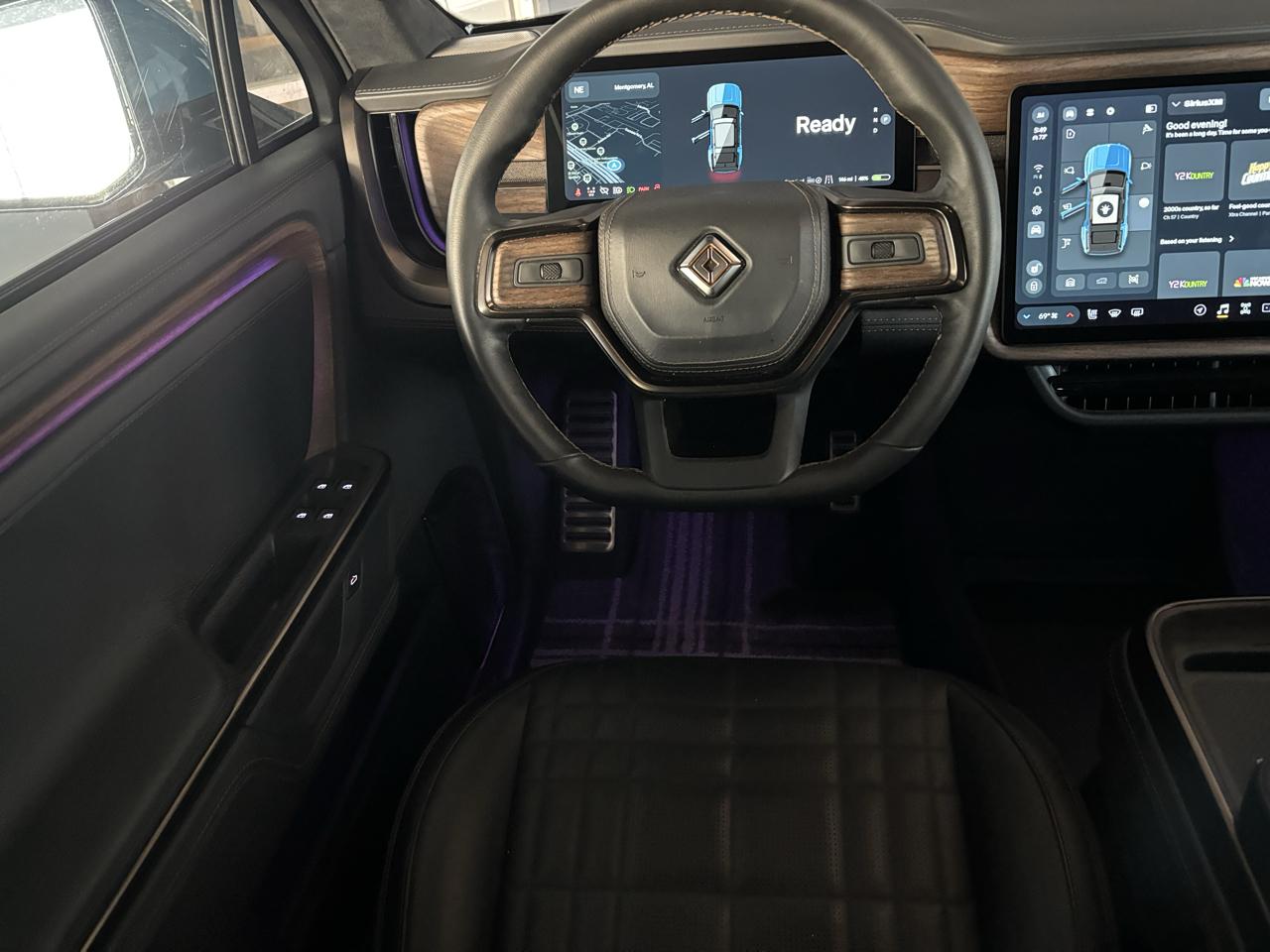 Rivian R1S Ascend Tri-Motor Max Pack 2025