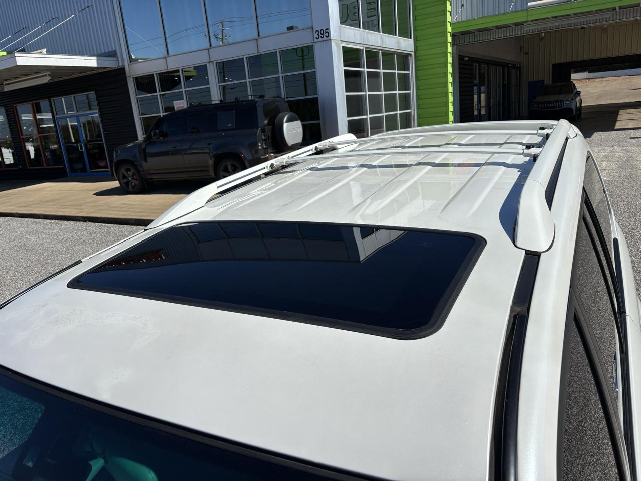 Lexus LX 470 4dr SUV 2004