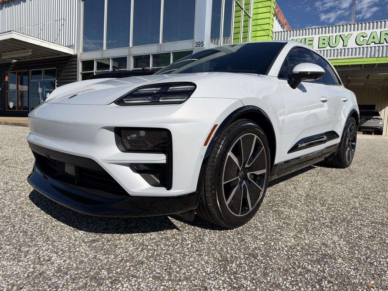 Porsche Macan Electric Turbo AWD 2024