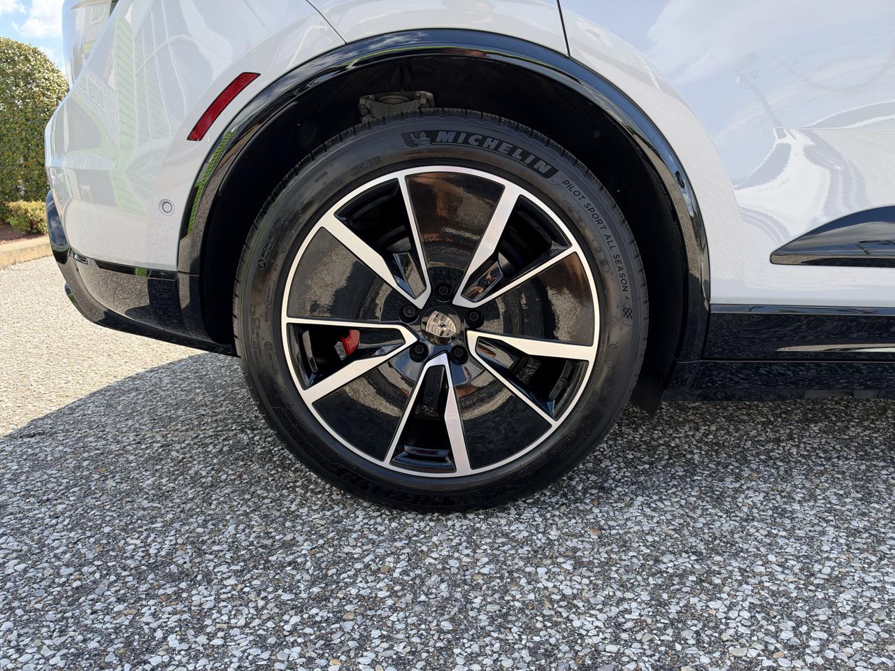 Porsche Macan Electric Turbo AWD 2024