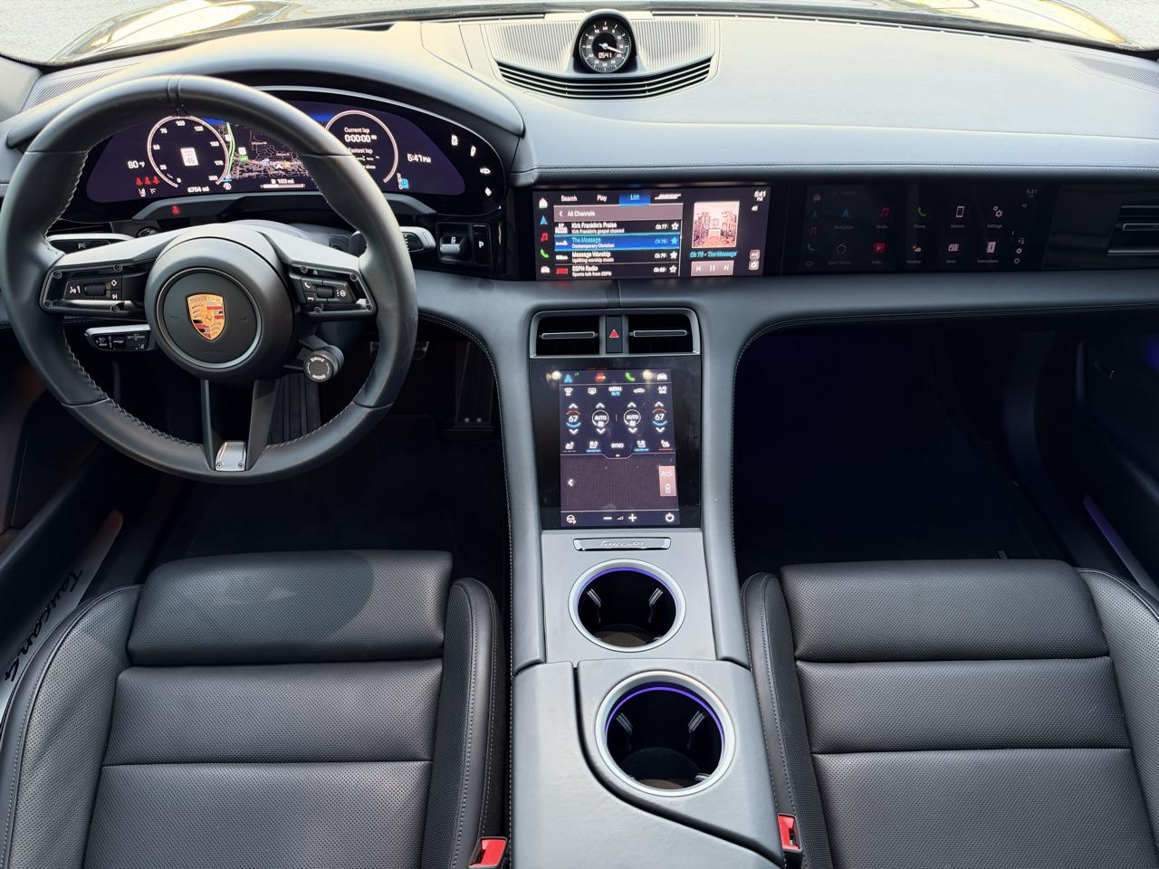 Porsche Taycan 4 AWD 2025