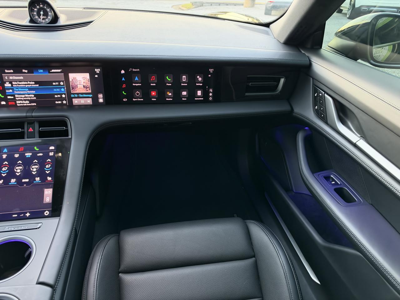 Porsche Taycan 4 AWD 2025