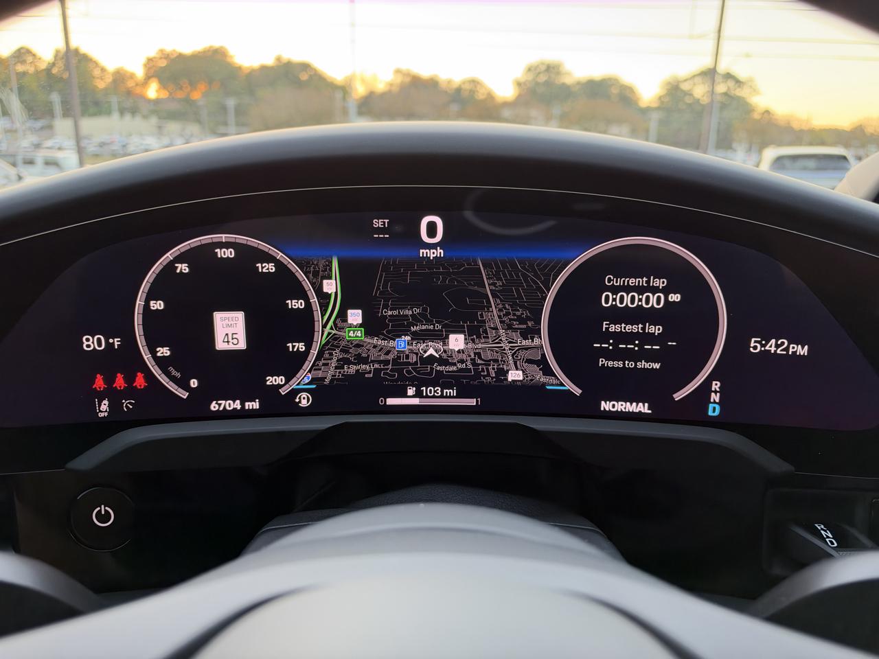 Porsche Taycan 4 AWD 2025