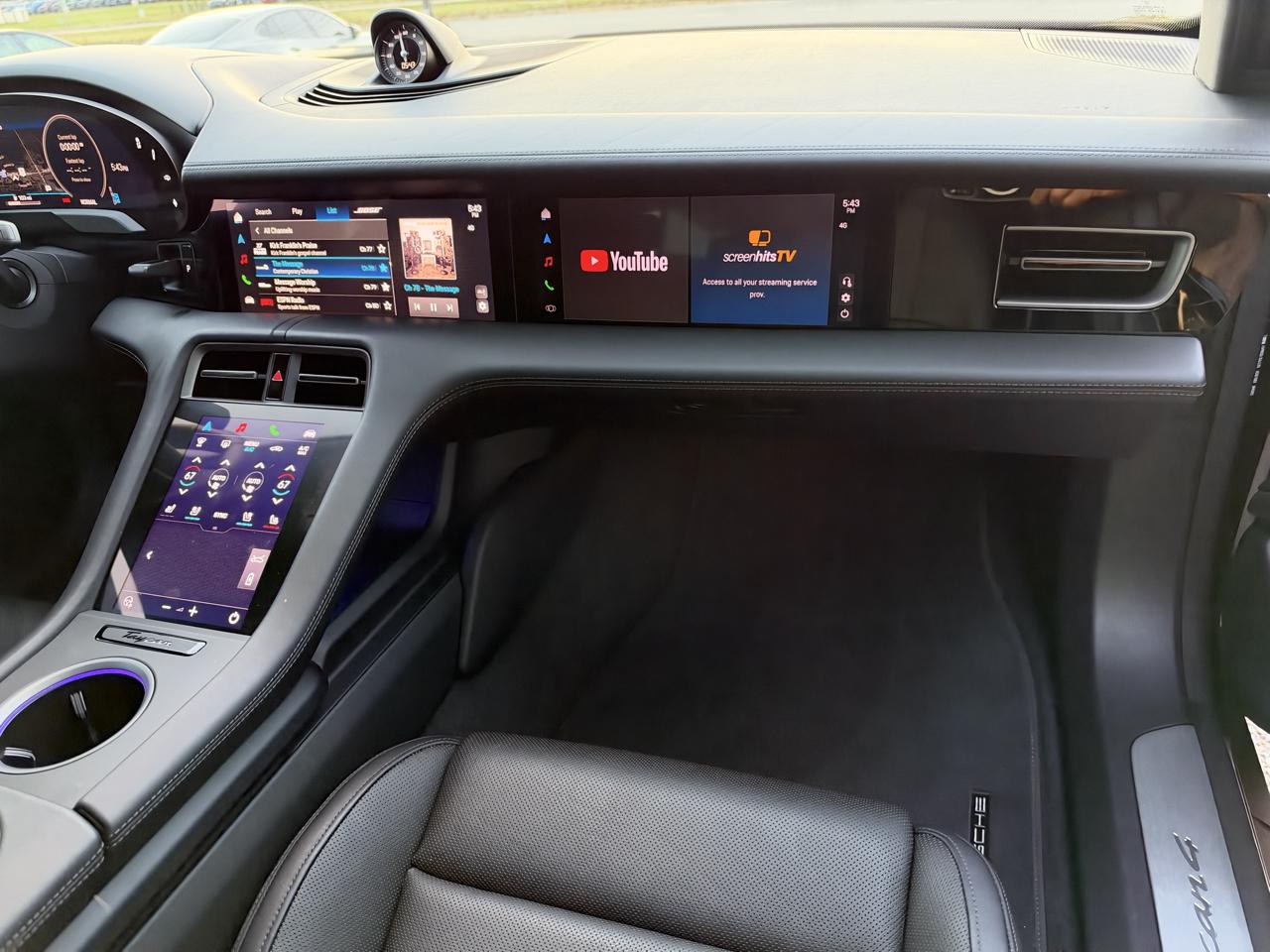Porsche Taycan 4 AWD 2025