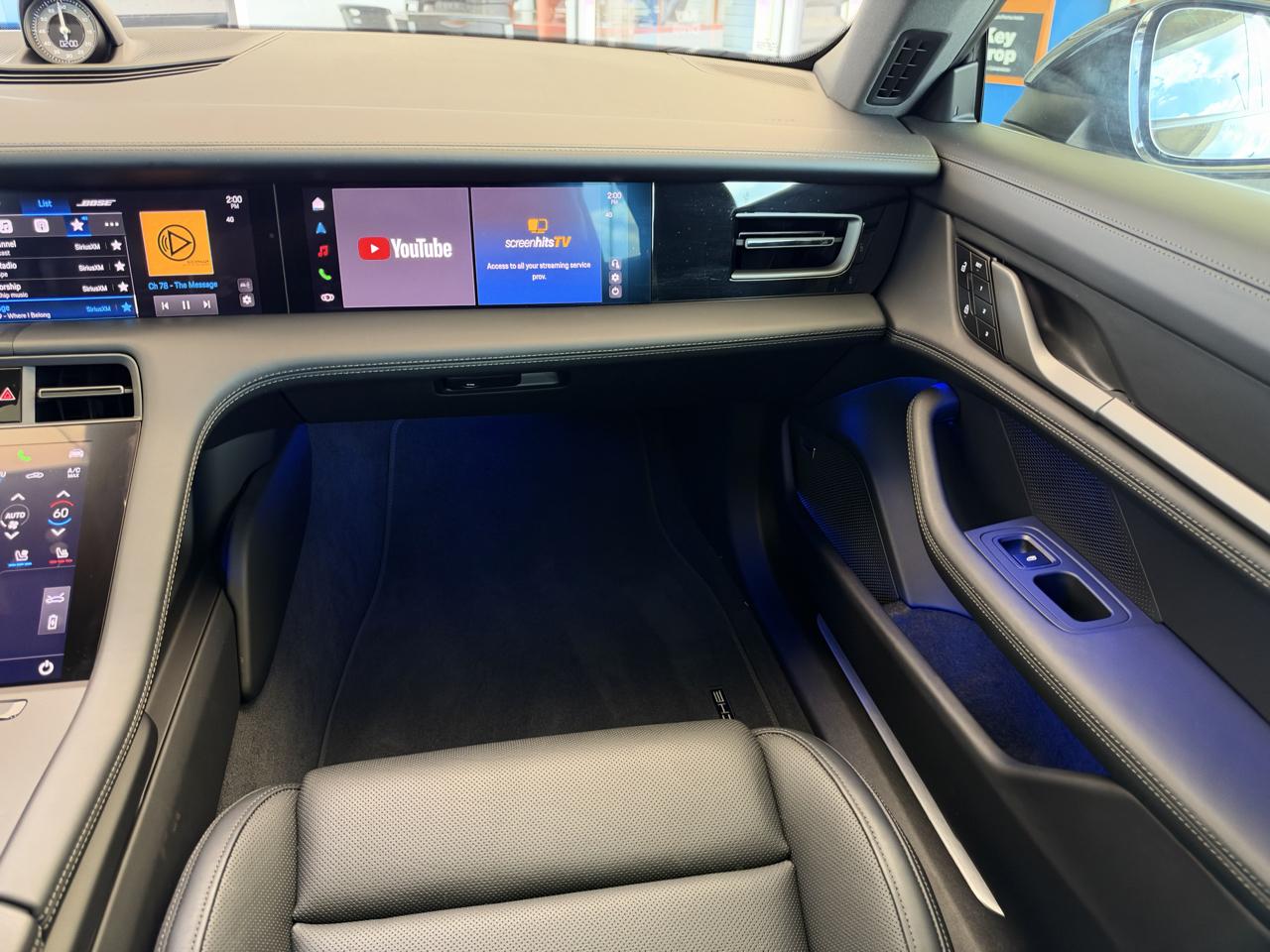 Porsche Taycan 4 AWD 2025