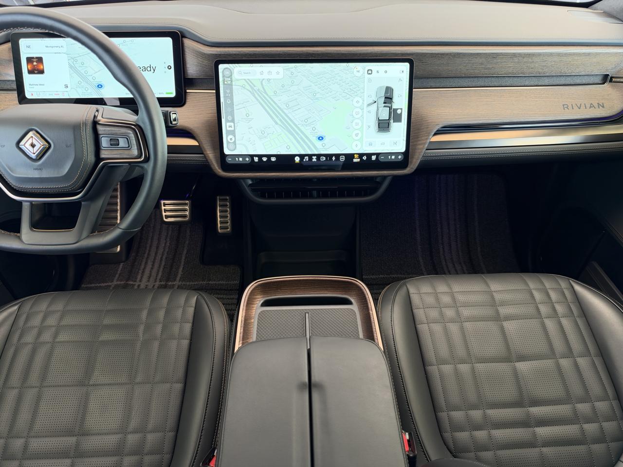 Rivian R1S Ascend Tri-Motor Max Pack 2025