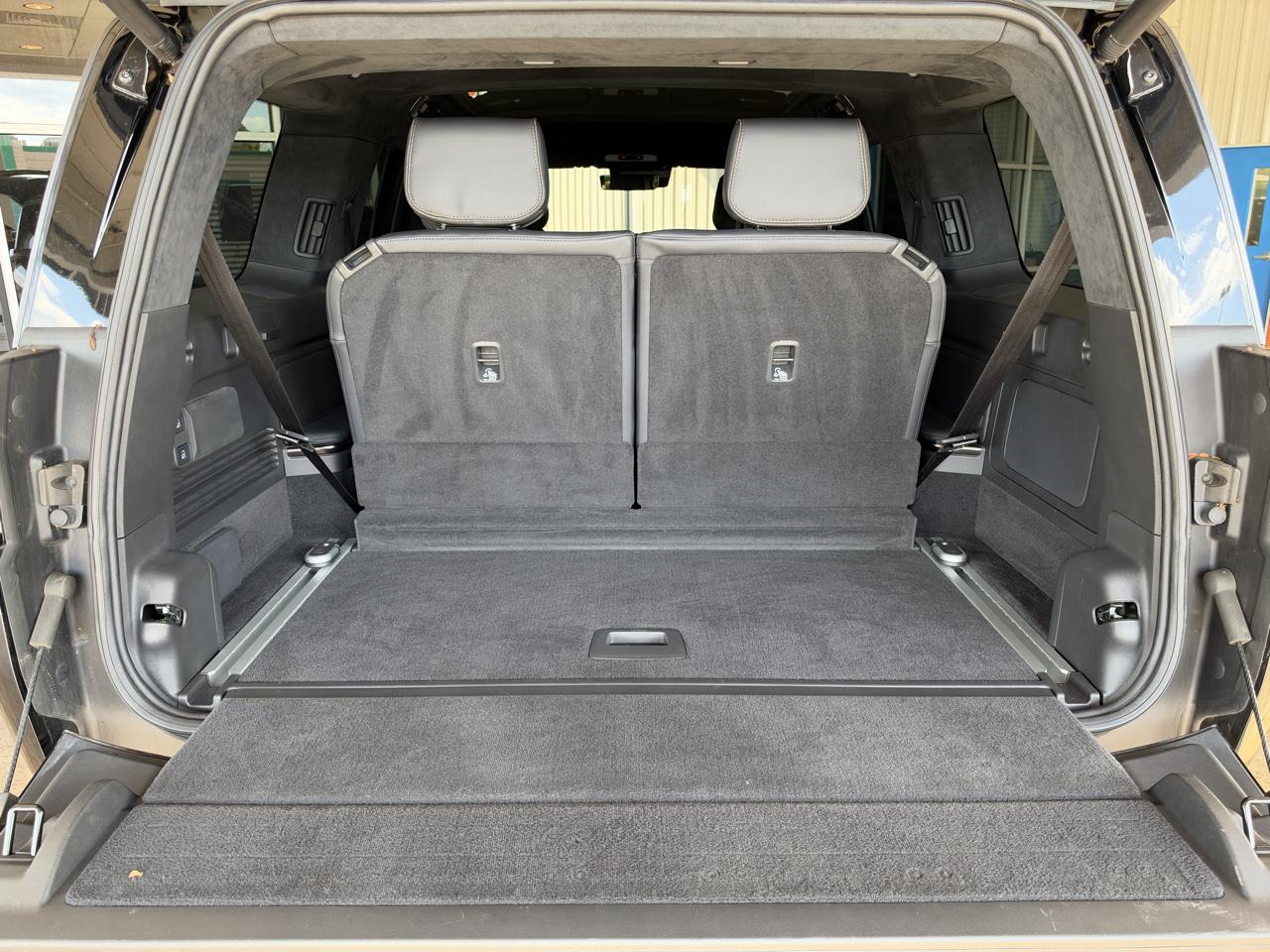 Rivian R1S Ascend Tri-Motor Max Pack 2025