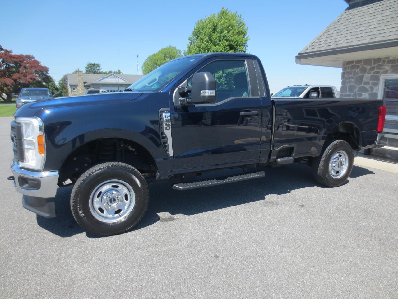Ford F-250 SD XL 4WD 2023