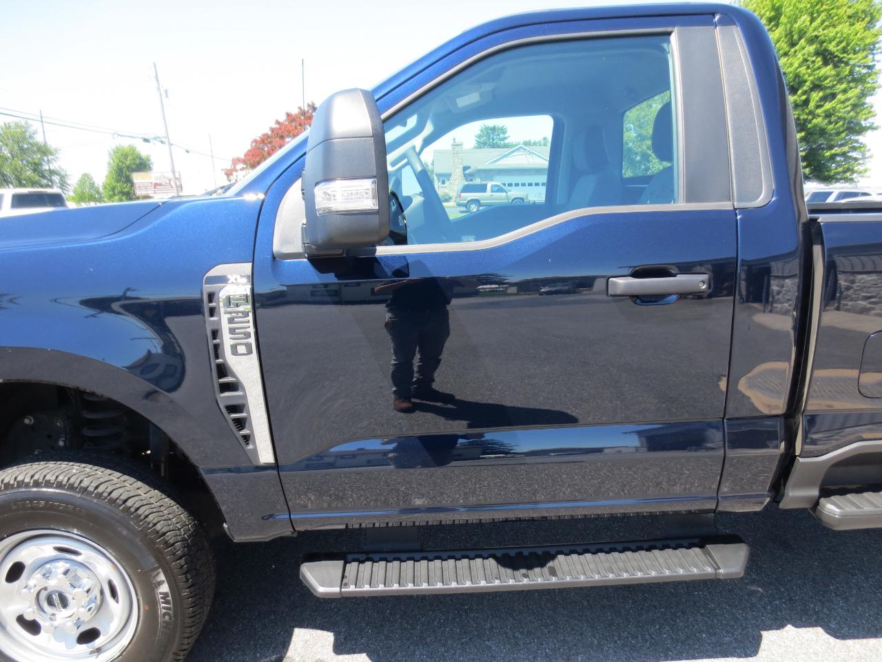 Ford F-250 SD XL 4WD 2023
