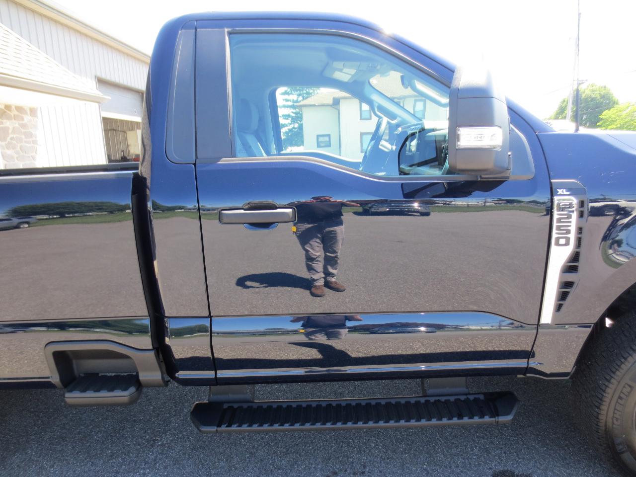 Ford F-250 SD XL 4WD 2023