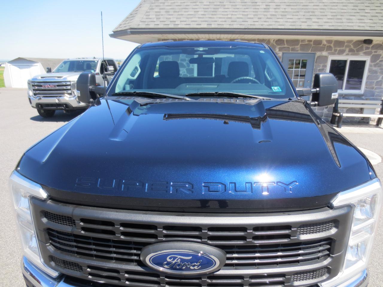 Ford F-250 SD XL 4WD 2023