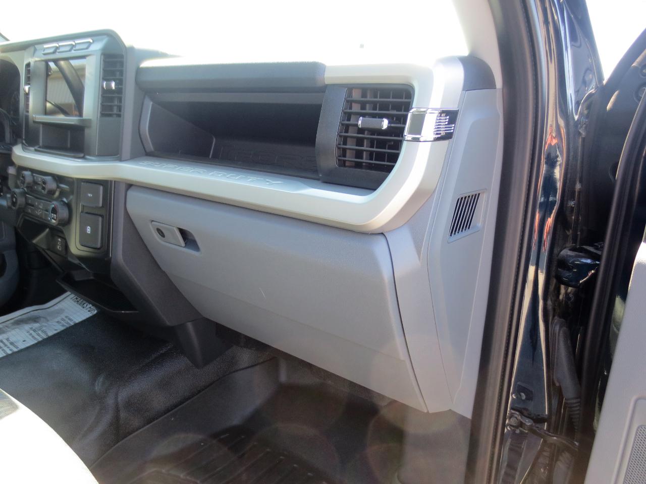Ford F-250 SD XL 4WD 2023