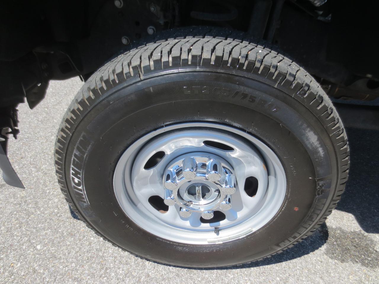 Ford F-250 SD XL 4WD 2023