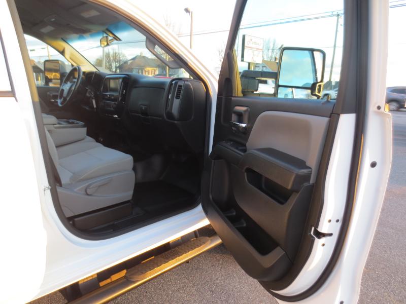 Chevrolet Silverado 3500HD Work Truck Crew Cab Long Box 4WD 2018