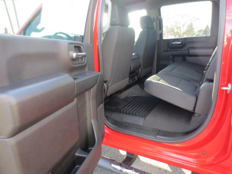 Chevrolet Silverado 2500HD Custom Crew Cab Short Box 4WD 2023