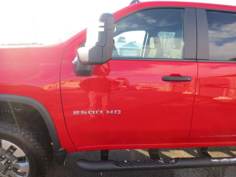 Chevrolet Silverado 2500HD Custom Crew Cab Short Box 4WD 2023