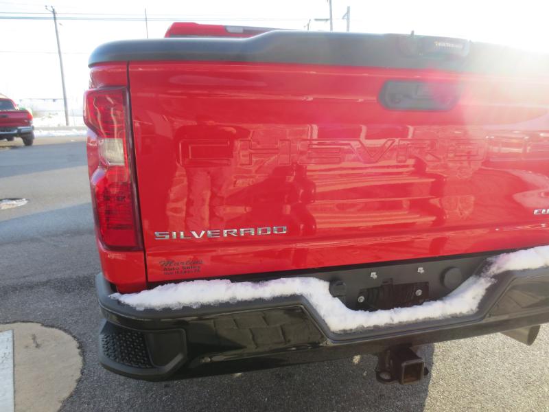 Chevrolet Silverado 2500HD Custom Crew Cab Short Box 4WD 2023