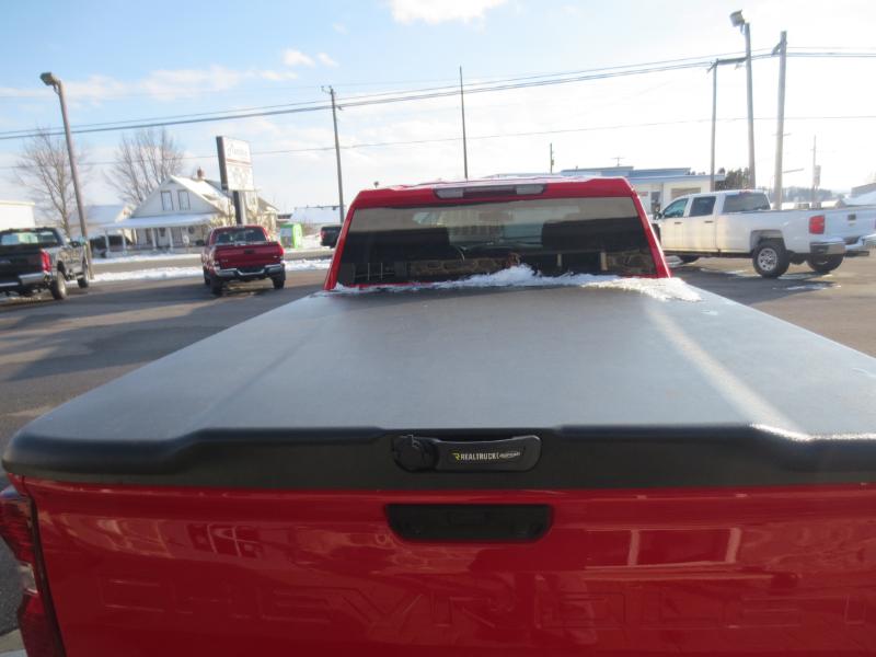 Chevrolet Silverado 2500HD Custom Crew Cab Short Box 4WD 2023