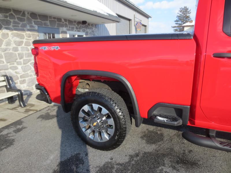 Chevrolet Silverado 2500HD Custom Crew Cab Short Box 4WD 2023