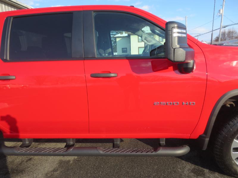 Chevrolet Silverado 2500HD Custom Crew Cab Short Box 4WD 2023