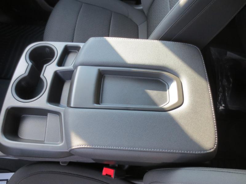 Chevrolet Silverado 2500HD Custom Crew Cab Short Box 4WD 2023